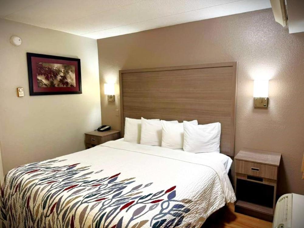 Standard King Room Smoke Free interior